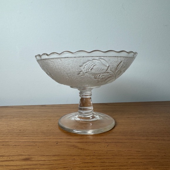 Campbell Jones & Co Rose in the Snow Antique 1880s Embossed Glass Compote Dish - Picture 4 of 9
